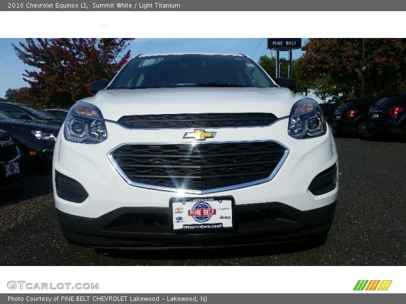 Summit White / Light Titanium 2016 Chevrolet Equinox LS