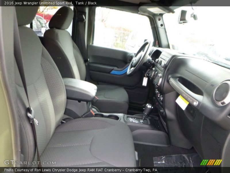 Tank / Black 2016 Jeep Wrangler Unlimited Sport 4x4