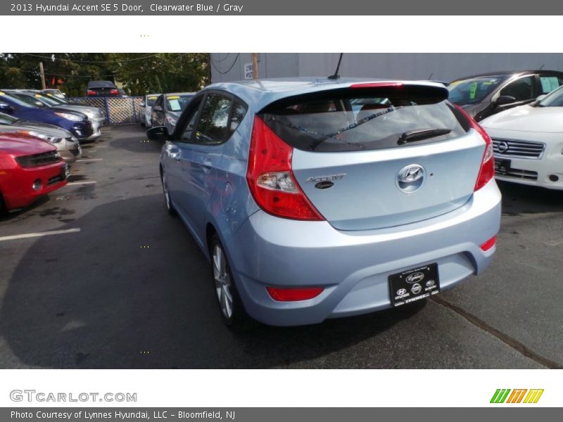 Clearwater Blue / Gray 2013 Hyundai Accent SE 5 Door