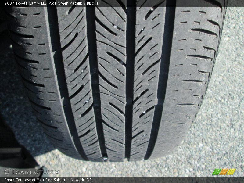 Aloe Green Metallic / Bisque 2007 Toyota Camry LE