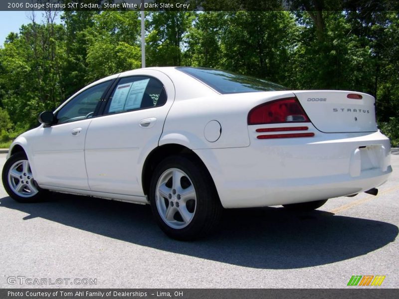 Stone White / Dark Slate Grey 2006 Dodge Stratus SXT Sedan