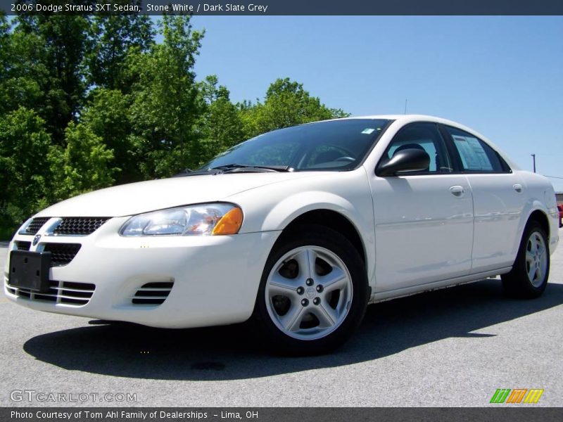 Stone White / Dark Slate Grey 2006 Dodge Stratus SXT Sedan