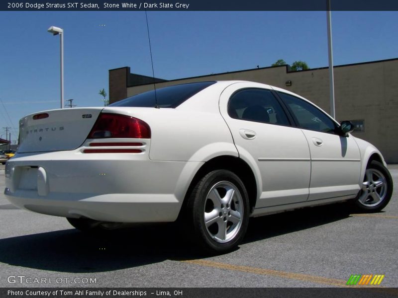 Stone White / Dark Slate Grey 2006 Dodge Stratus SXT Sedan