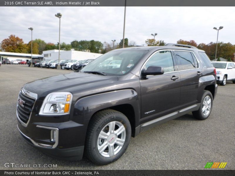 Front 3/4 View of 2016 Terrain SLE AWD