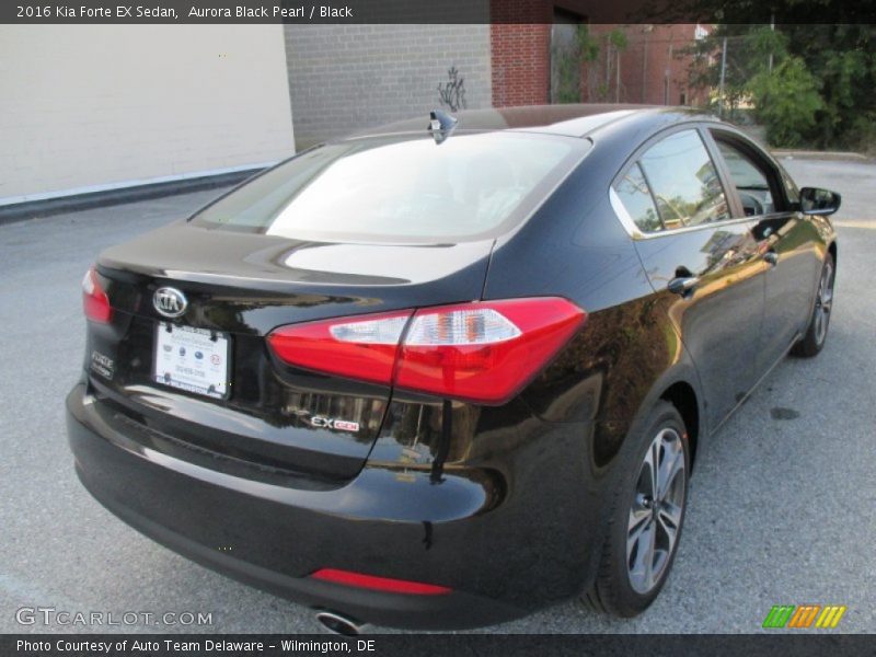 Aurora Black Pearl / Black 2016 Kia Forte EX Sedan