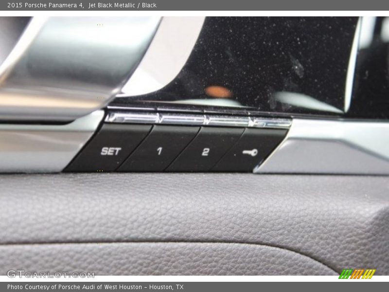 Jet Black Metallic / Black 2015 Porsche Panamera 4