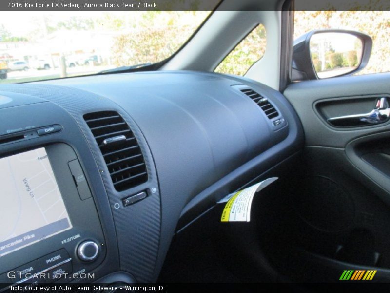 Aurora Black Pearl / Black 2016 Kia Forte EX Sedan