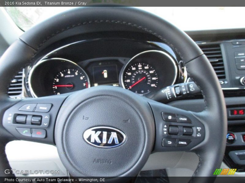 Titanium Bronze / Gray 2016 Kia Sedona EX