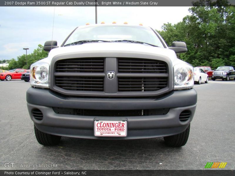 Bright White / Medium Slate Gray 2007 Dodge Ram 3500 ST Regular Cab Dually Chassis