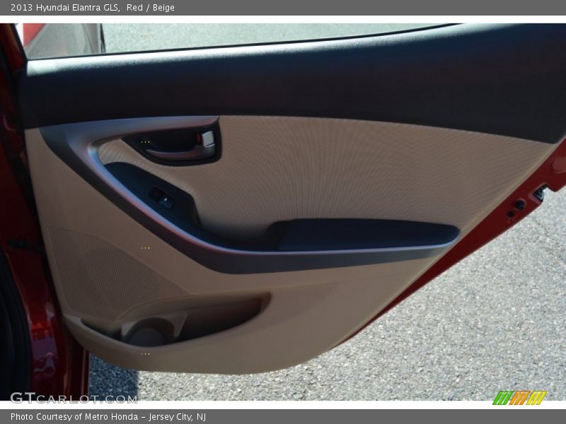 Red / Beige 2013 Hyundai Elantra GLS