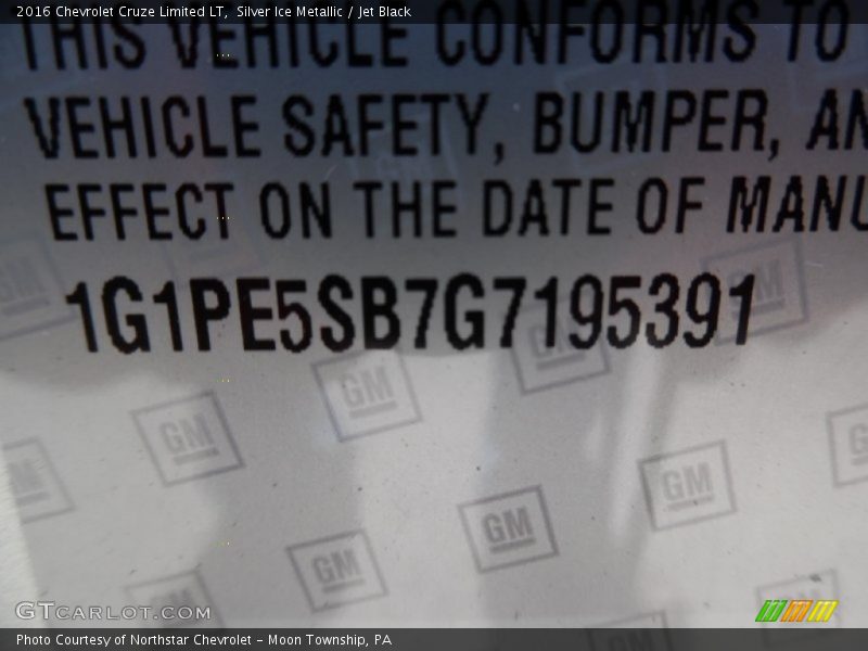 Silver Ice Metallic / Jet Black 2016 Chevrolet Cruze Limited LT