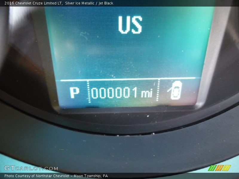 Silver Ice Metallic / Jet Black 2016 Chevrolet Cruze Limited LT