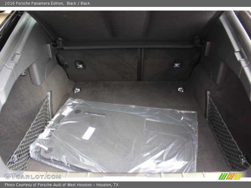  2016 Panamera Edition Trunk