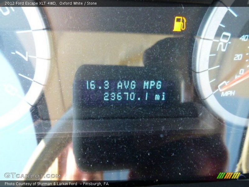 Oxford White / Stone 2012 Ford Escape XLT 4WD