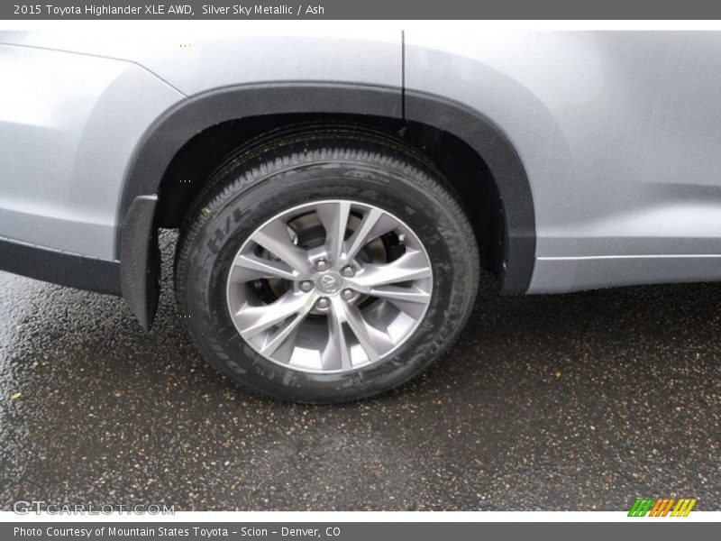 Silver Sky Metallic / Ash 2015 Toyota Highlander XLE AWD