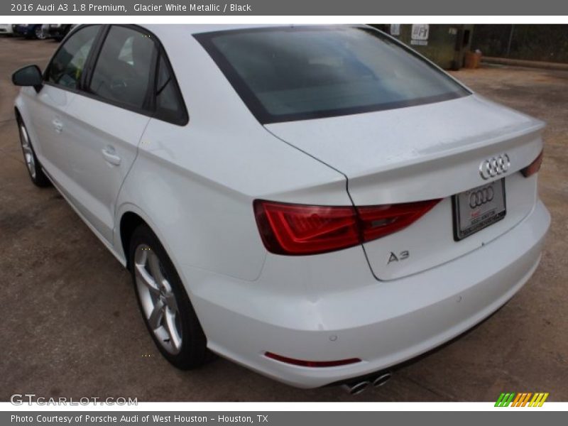 Glacier White Metallic / Black 2016 Audi A3 1.8 Premium