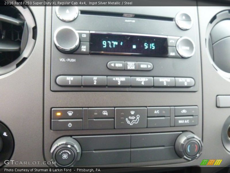 Controls of 2016 F250 Super Duty XL Regular Cab 4x4