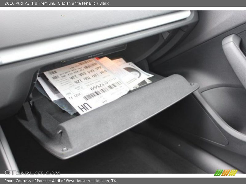 Glacier White Metallic / Black 2016 Audi A3 1.8 Premium