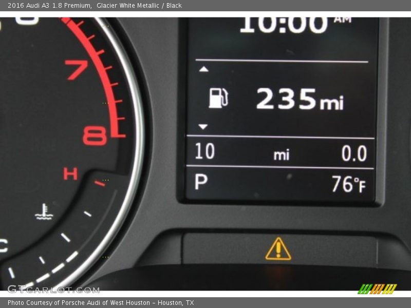 Glacier White Metallic / Black 2016 Audi A3 1.8 Premium