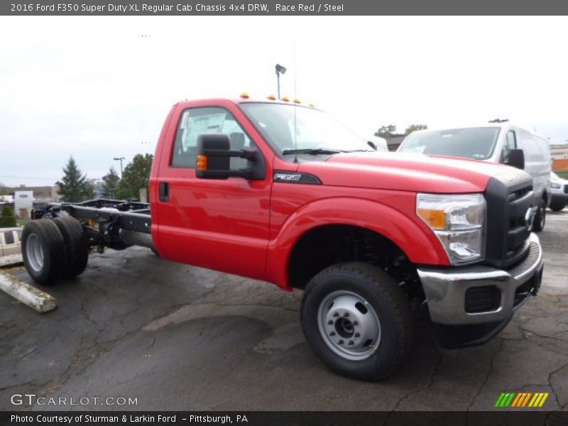 Front 3/4 View of 2016 F350 Super Duty XL Regular Cab Chassis 4x4 DRW