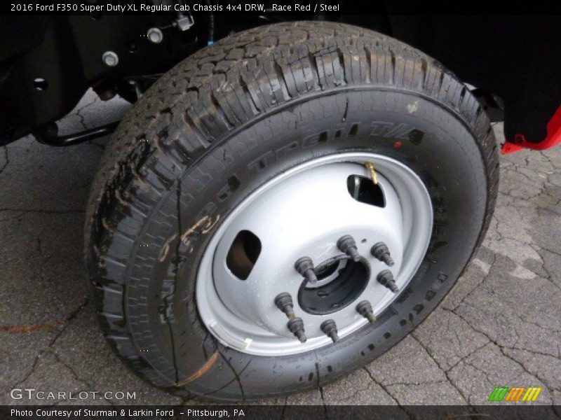  2016 F350 Super Duty XL Regular Cab Chassis 4x4 DRW Wheel