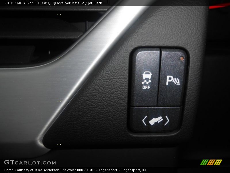 Quicksilver Metallic / Jet Black 2016 GMC Yukon SLE 4WD