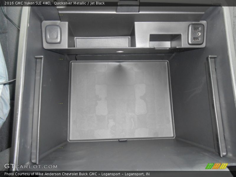 Quicksilver Metallic / Jet Black 2016 GMC Yukon SLE 4WD