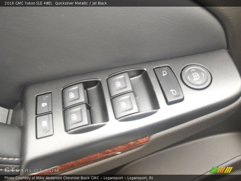 Quicksilver Metallic / Jet Black 2016 GMC Yukon SLE 4WD