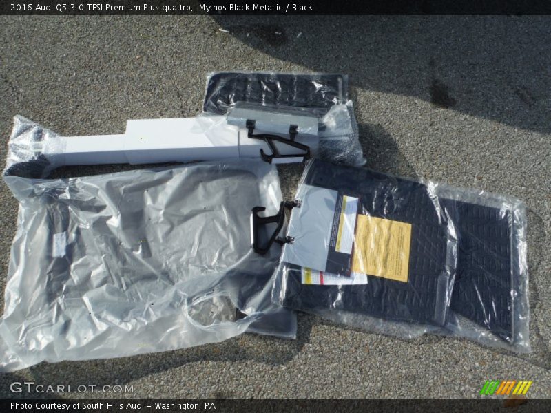 Mythos Black Metallic / Black 2016 Audi Q5 3.0 TFSI Premium Plus quattro