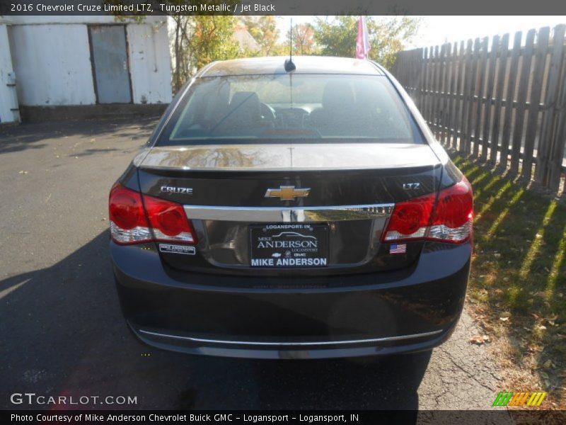 Tungsten Metallic / Jet Black 2016 Chevrolet Cruze Limited LTZ