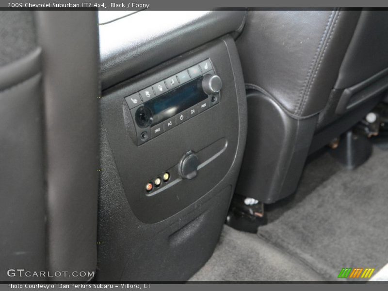 Black / Ebony 2009 Chevrolet Suburban LTZ 4x4
