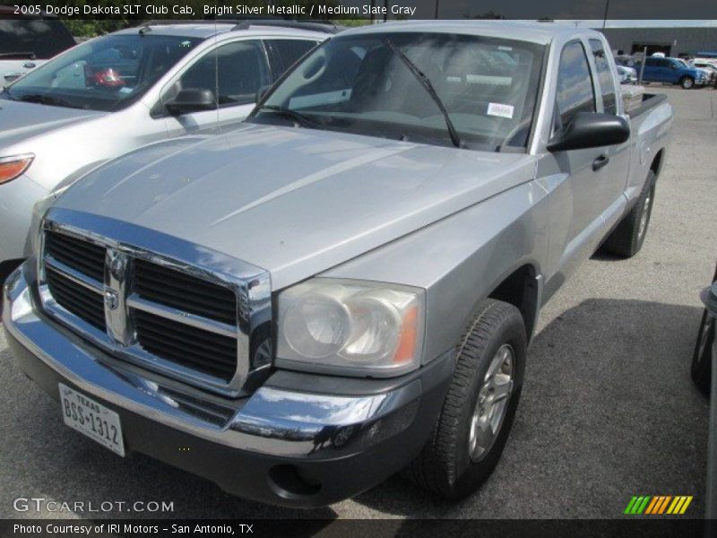 Bright Silver Metallic / Medium Slate Gray 2005 Dodge Dakota SLT Club Cab