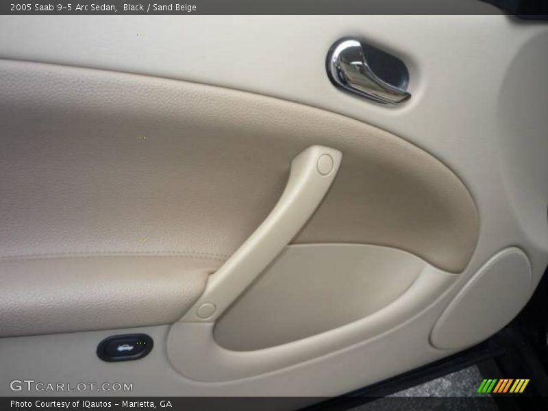 Black / Sand Beige 2005 Saab 9-5 Arc Sedan