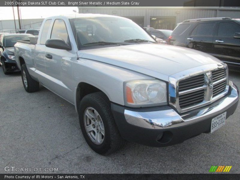 Bright Silver Metallic / Medium Slate Gray 2005 Dodge Dakota SLT Club Cab