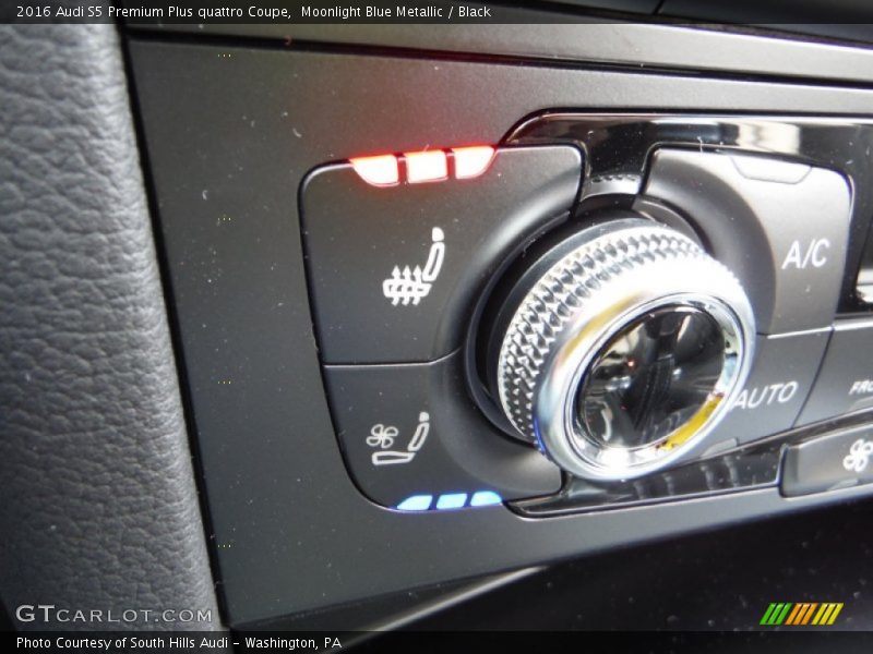 Controls of 2016 S5 Premium Plus quattro Coupe