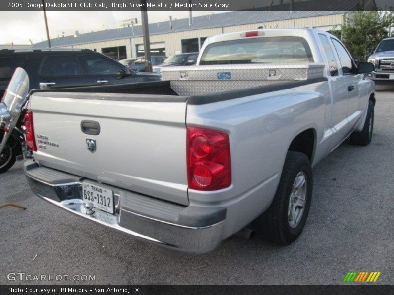 Bright Silver Metallic / Medium Slate Gray 2005 Dodge Dakota SLT Club Cab