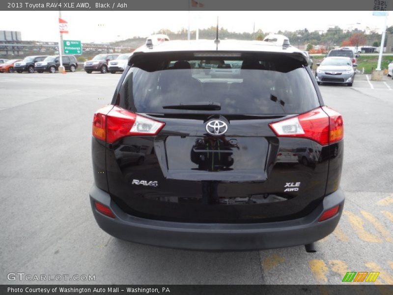 Black / Ash 2013 Toyota RAV4 XLE AWD