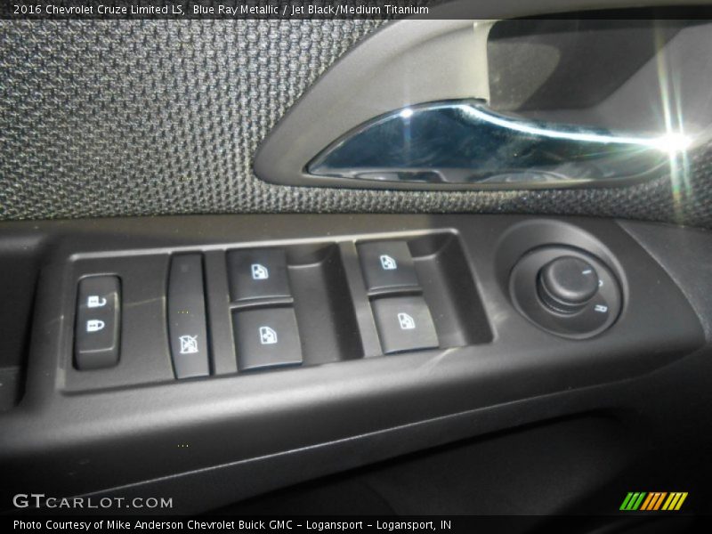 Blue Ray Metallic / Jet Black/Medium Titanium 2016 Chevrolet Cruze Limited LS