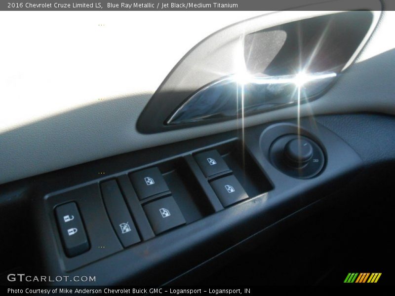 Blue Ray Metallic / Jet Black/Medium Titanium 2016 Chevrolet Cruze Limited LS