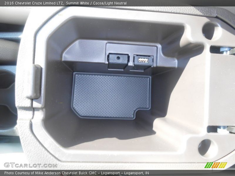 Summit White / Cocoa/Light Neutral 2016 Chevrolet Cruze Limited LTZ