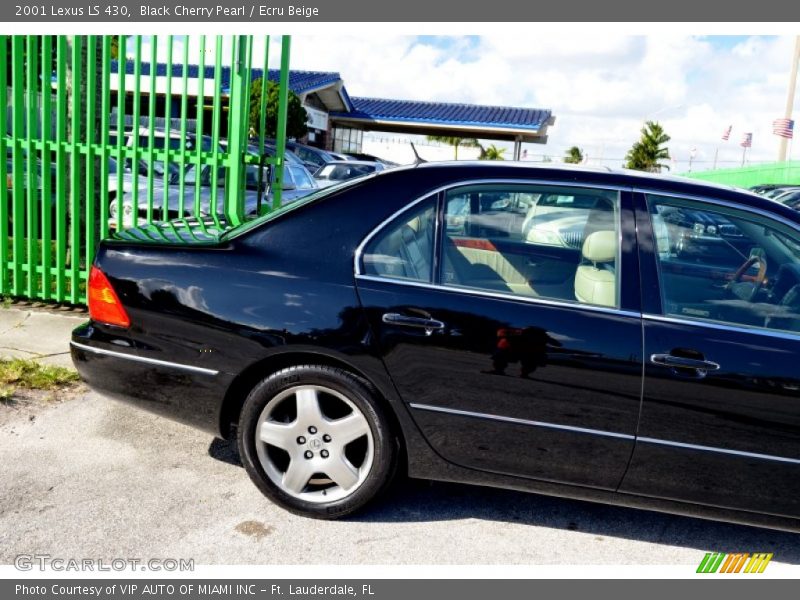 Black Cherry Pearl / Ecru Beige 2001 Lexus LS 430