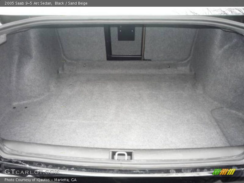 Black / Sand Beige 2005 Saab 9-5 Arc Sedan