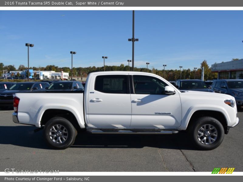 Super White / Cement Gray 2016 Toyota Tacoma SR5 Double Cab