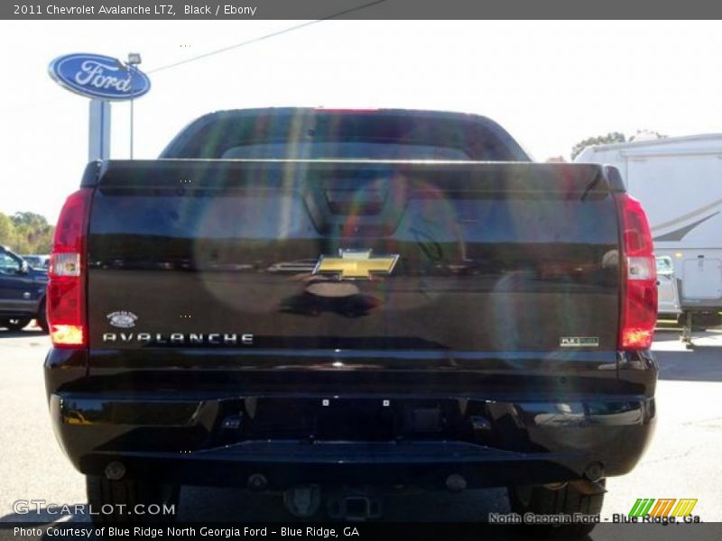Black / Ebony 2011 Chevrolet Avalanche LTZ