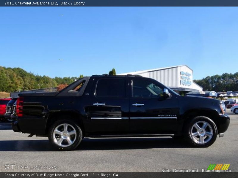 Black / Ebony 2011 Chevrolet Avalanche LTZ