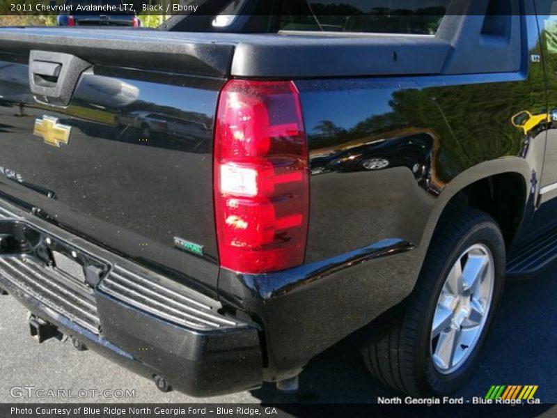 Black / Ebony 2011 Chevrolet Avalanche LTZ