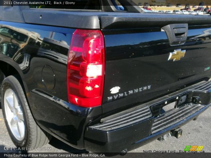 Black / Ebony 2011 Chevrolet Avalanche LTZ