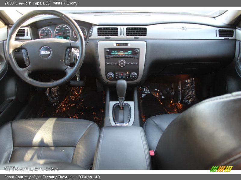 White / Ebony 2009 Chevrolet Impala SS