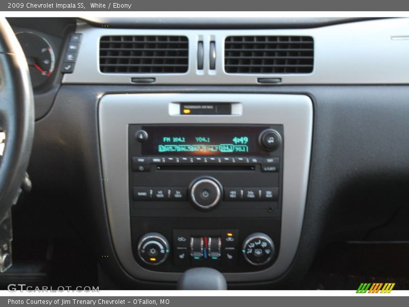 White / Ebony 2009 Chevrolet Impala SS