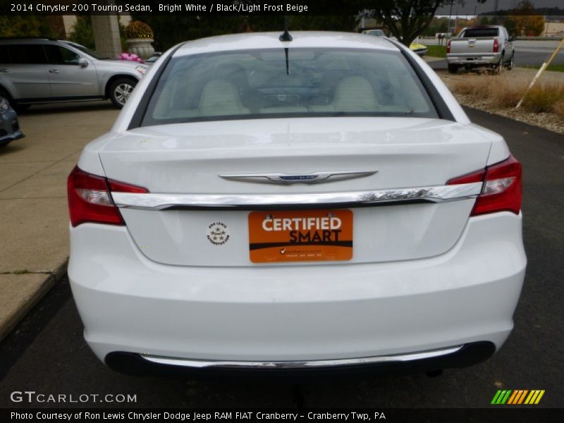 Bright White / Black/Light Frost Beige 2014 Chrysler 200 Touring Sedan